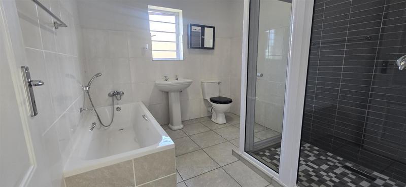 4 Bedroom Property for Sale in Hersham Western Cape